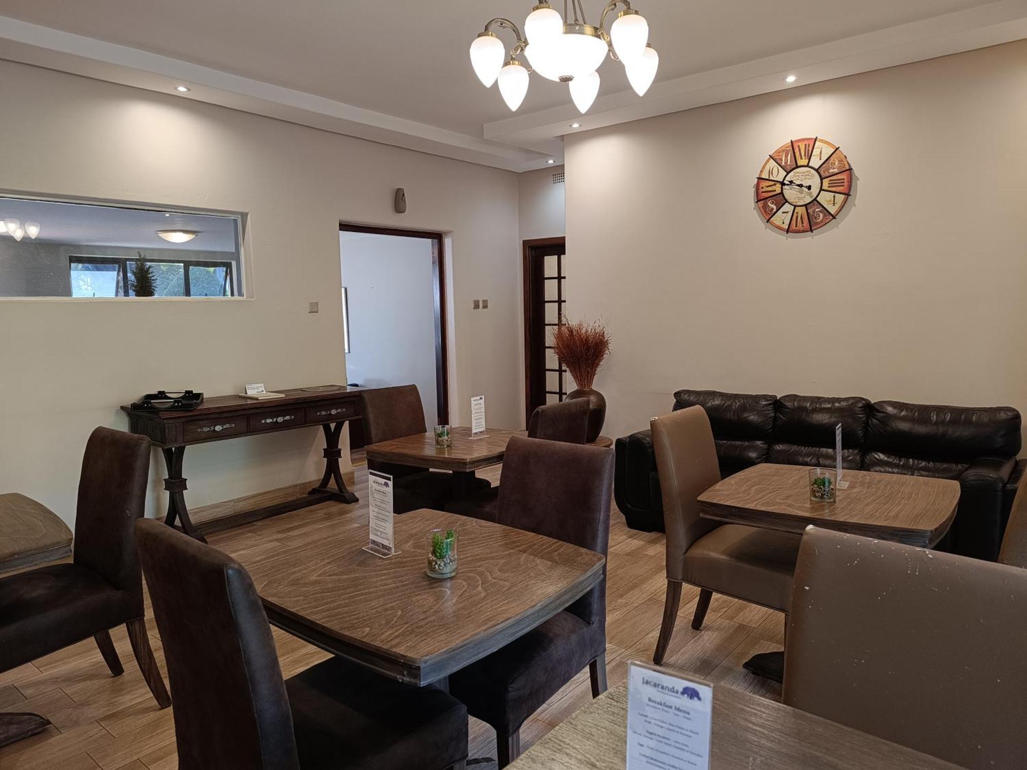 Jacaranda Hotel Harare Ngoại thất bức ảnh
