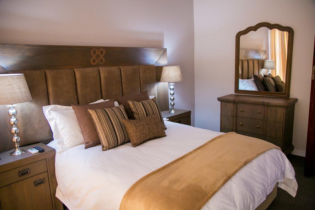 Jacaranda Hotel Harare Ngoại thất bức ảnh