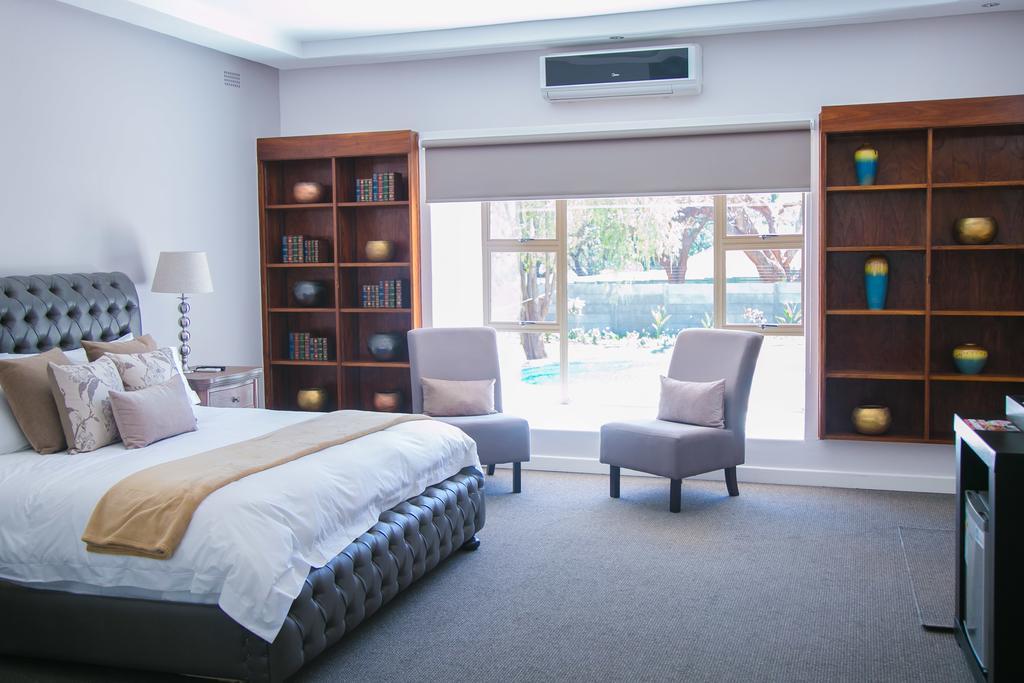 Jacaranda Hotel Harare Ngoại thất bức ảnh