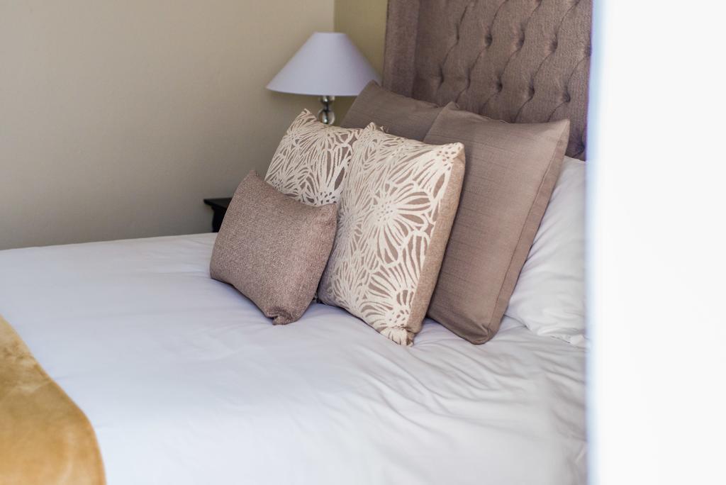Jacaranda Hotel Harare Ngoại thất bức ảnh