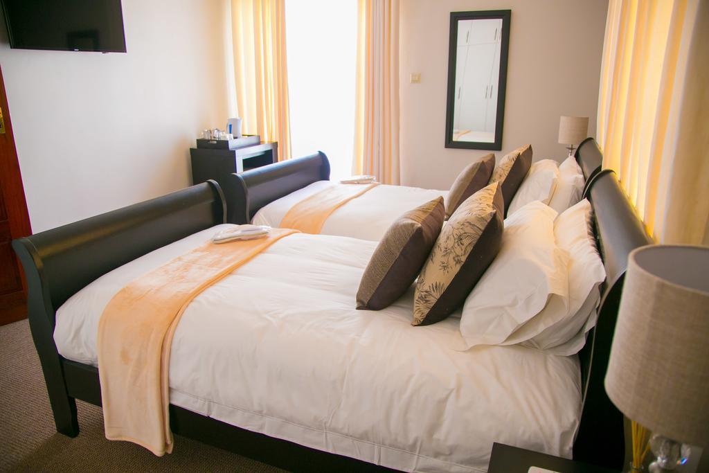 Jacaranda Hotel Harare Ngoại thất bức ảnh